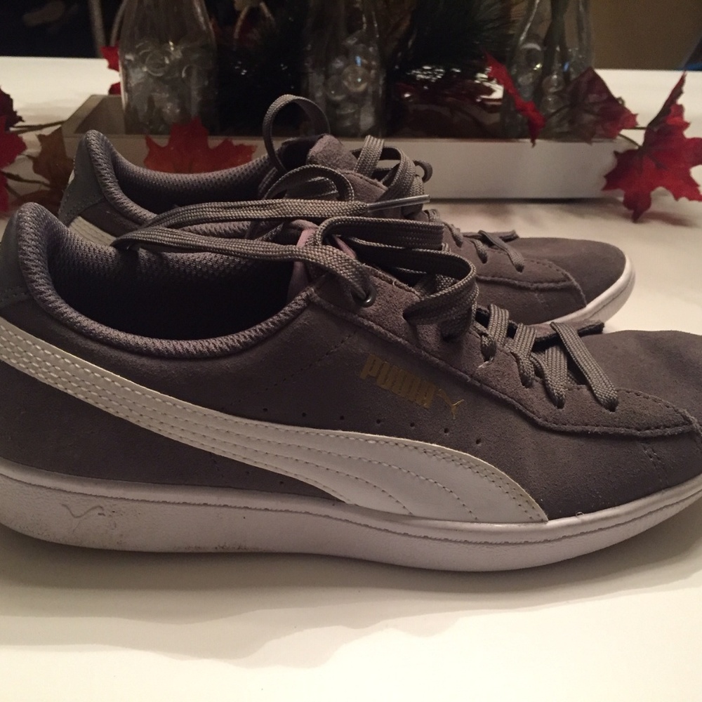 Gray Suede Puma Shoes Womens 8